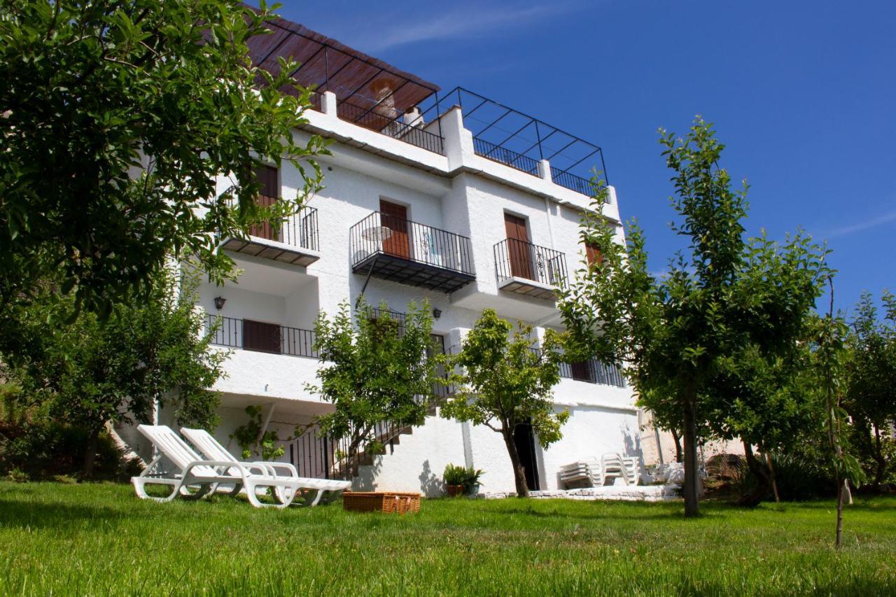 Puerta Bubion Apartamentos Ngoại thất bức ảnh