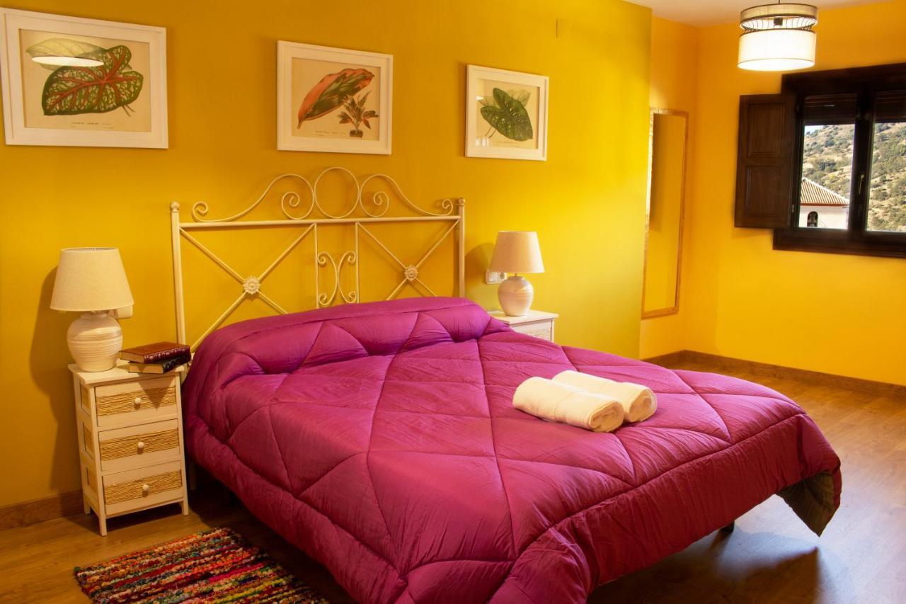 Puerta Bubion Apartamentos Ngoại thất bức ảnh