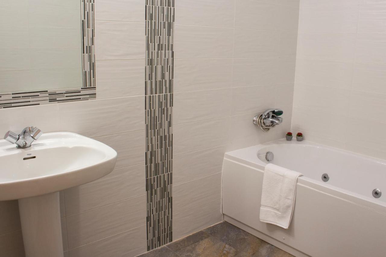Puerta Bubion Apartamentos Ngoại thất bức ảnh