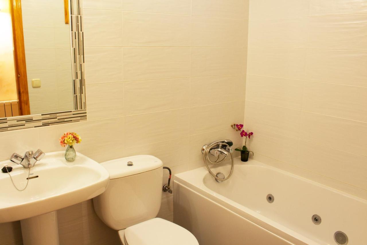 Puerta Bubion Apartamentos Ngoại thất bức ảnh