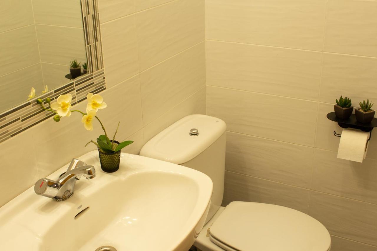 Puerta Bubion Apartamentos Ngoại thất bức ảnh